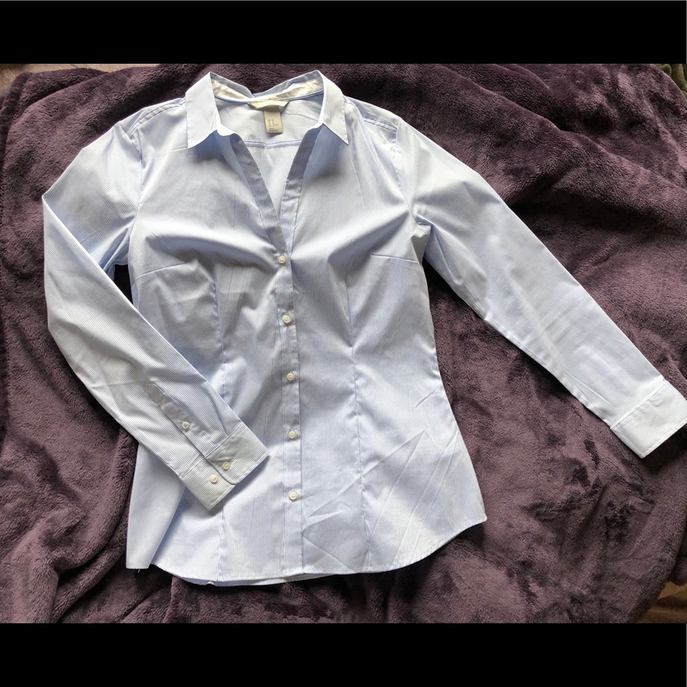 H&M blue and white striped button down blouse.